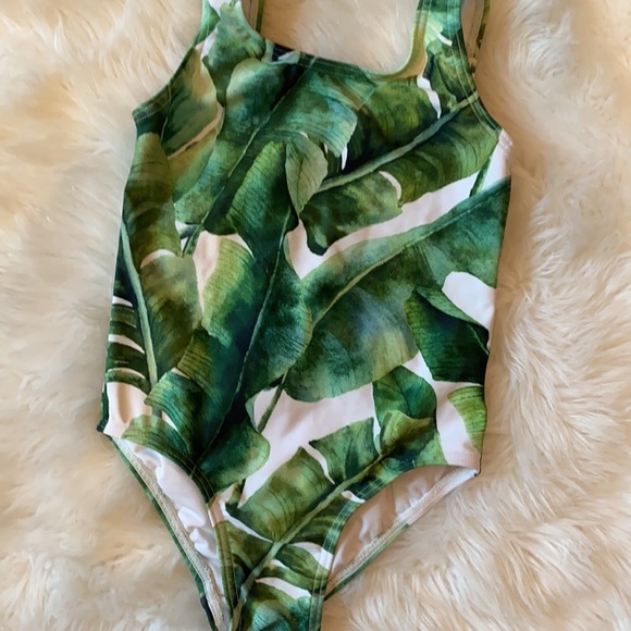 🎉 Host Pick 🎉 EUC Small I Love Plum Tropical Leaves Swimsuit!🍃 - Picture 4 of 13